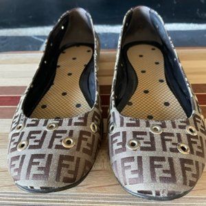 Authentic Fendi canvas ballet flats in very good condition
